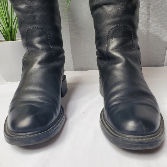 Gucci Black Leather Knee High Boots Low Heel Riding Boots Size 36.5 - Picture 3 of 14